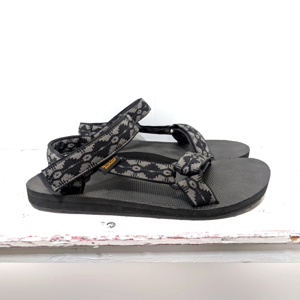 Teva Original Universal‎ Sandal For Men Gray Black Size 12 Water Vacation Beach